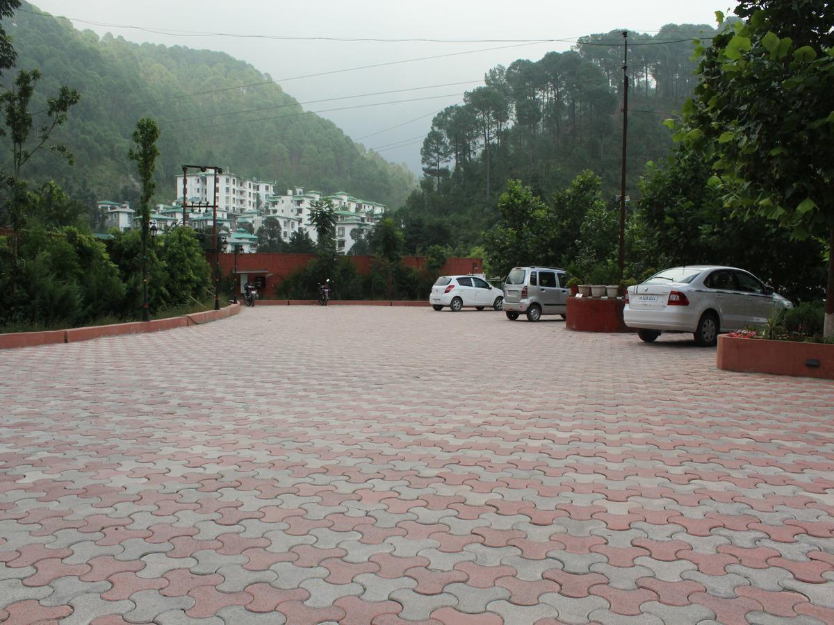 Oyo 2531 Hotel Una Comfort Misty Oak Nainital Dış mekan fotoğraf